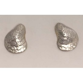 RA3177TINYPERS Sterling Silver Tiny Oyster Earrings
