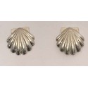 RAATE51 Medium Scallop Shell Earrrings