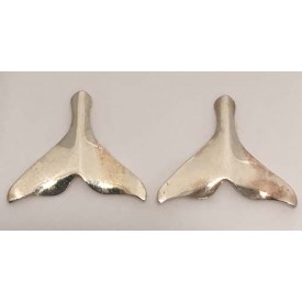 RAAT1512 Large Whale Tail Post Earrings